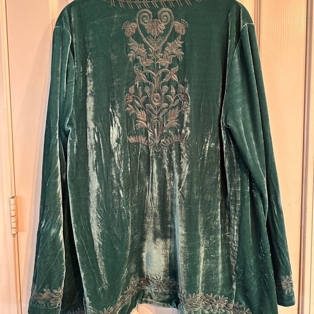 Gorgeous Embroidered Velvet Open Front Cardigan - Deep green/Teal, XL - Picture 2 of 8